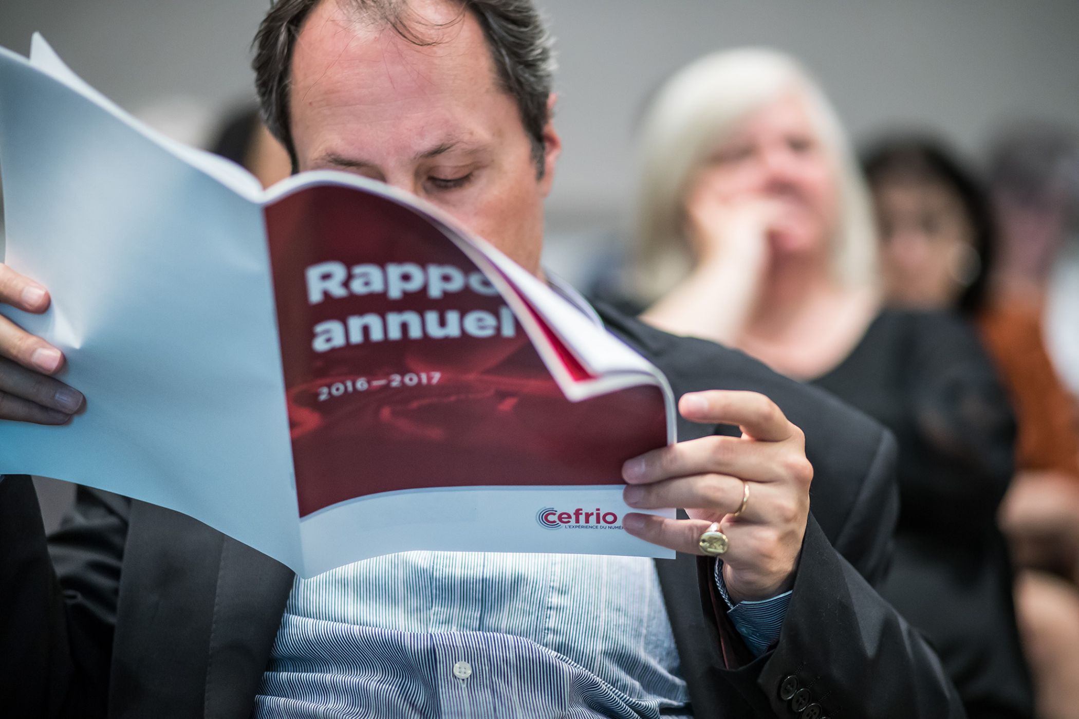 Reading of the annual report.